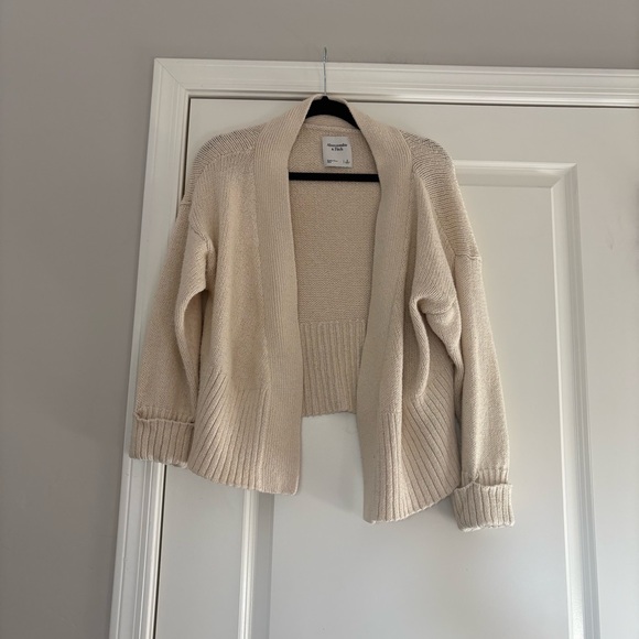Abercrombie & Fitch Women’s Cream Open-Front Cardigan Sweater - Picture 2 of 6